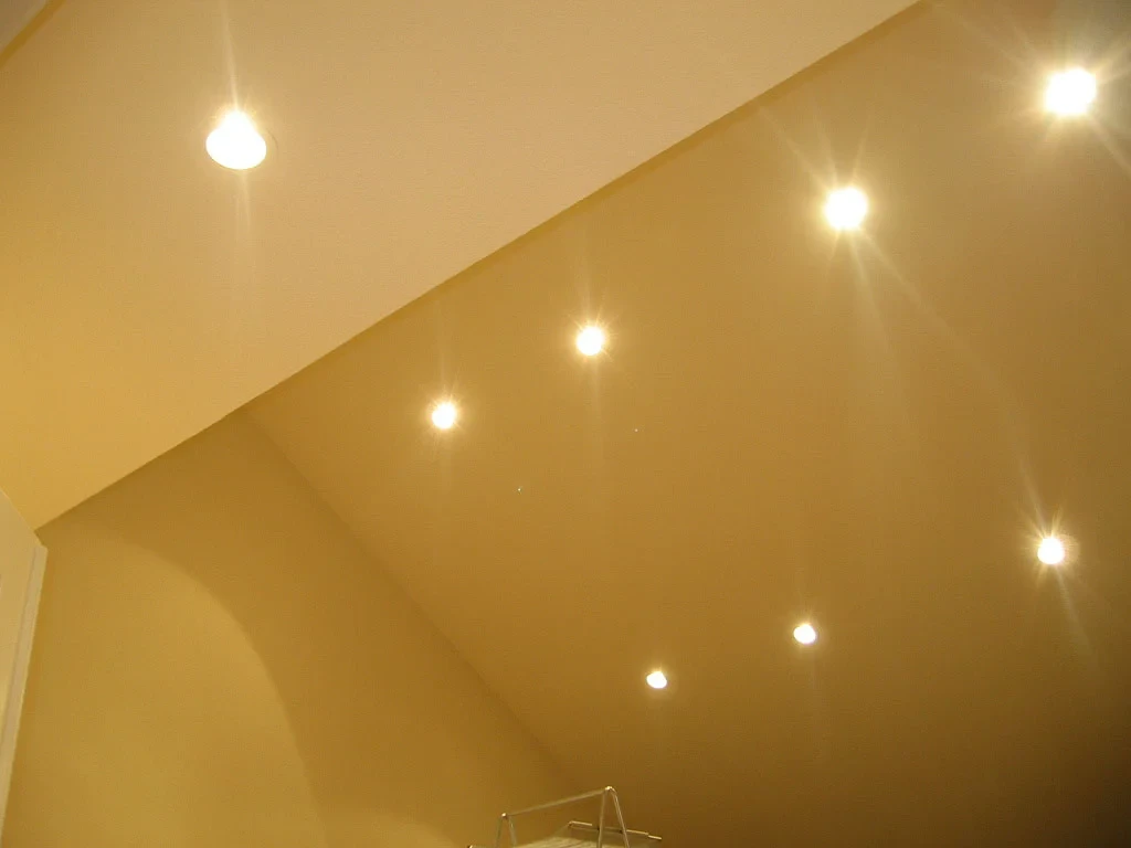 Recessed lighting installation