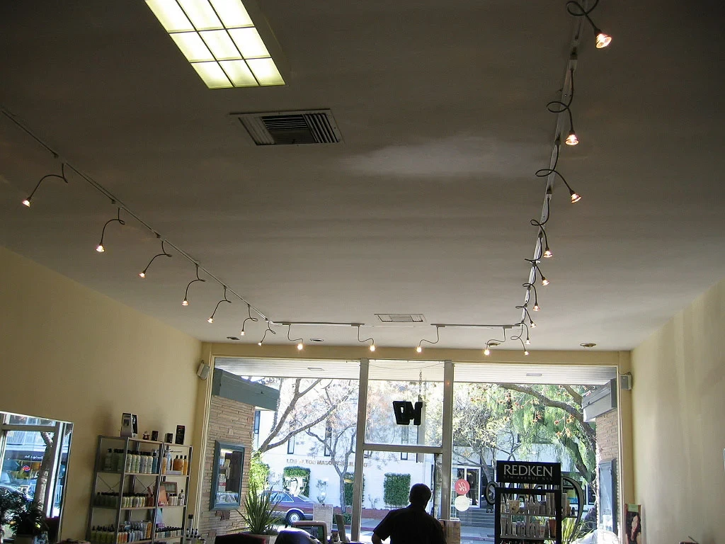 Track lighting in a salon